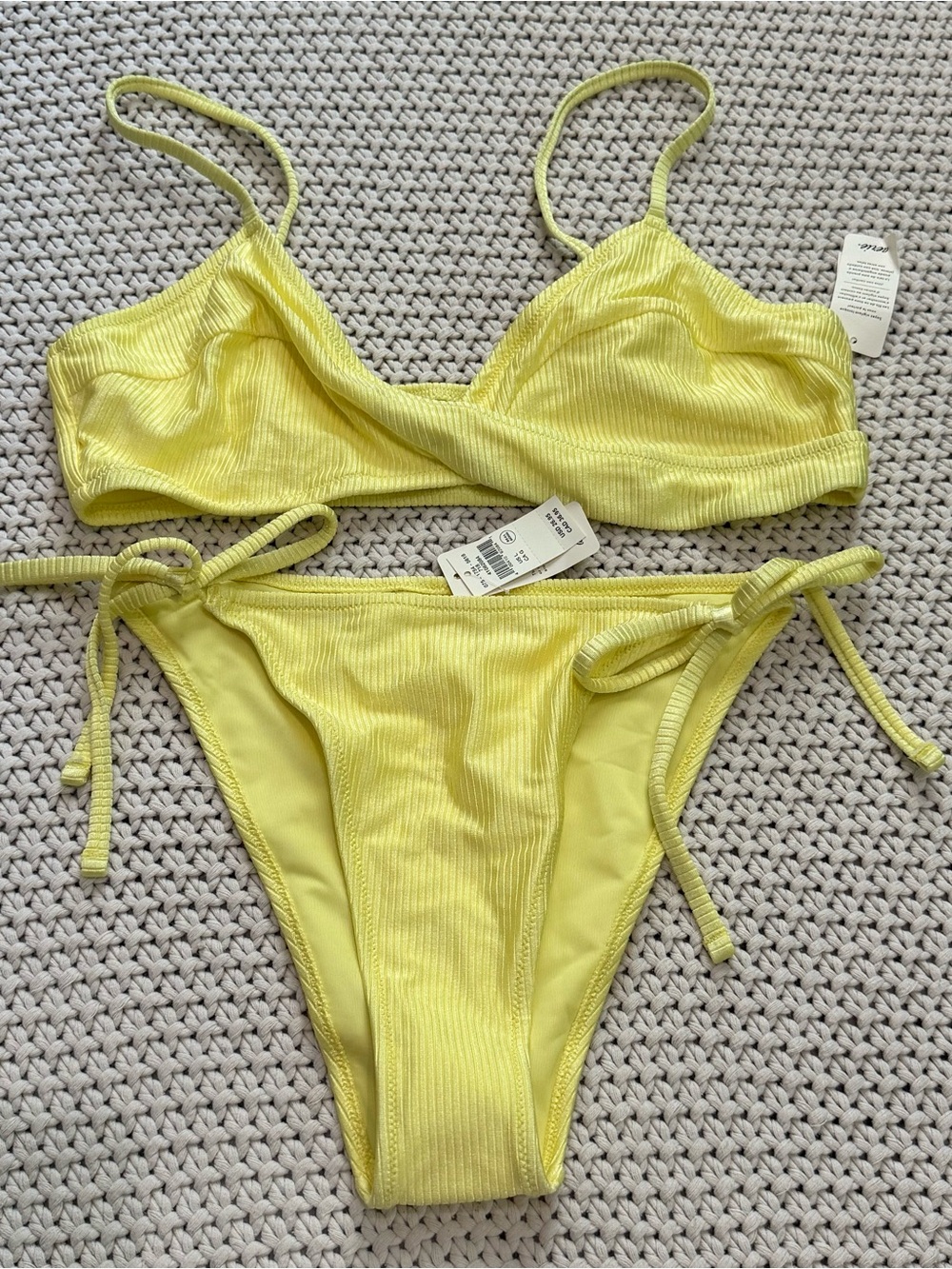 NWT Aerie Yellow Ribbed Bikini Set - Size Large